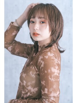 ムーア(MUA) ミディアムウルフ