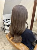 ミルクティベージュ