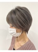 小顔ショートボブハイライトカラー大人ショートカット白髪ぼかし