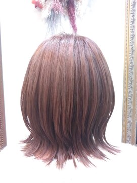 ミュズィー ドゥ ヘア(Musee du hair) ウルフクリアピンク