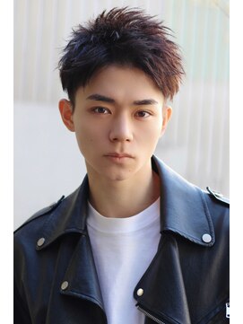 リークフー(Ree cu fuu) アップバング爽やかシャドーパーマツーブロック