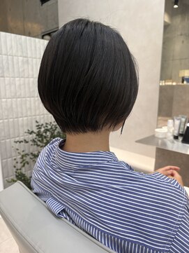 プルト 平尾(PLUTO) 冬の襟付きファッションにもぴったり「薬院／平尾／薬院南」