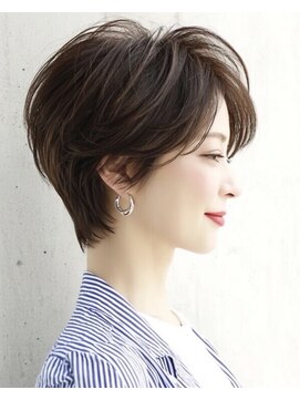 Ruufus恵比寿南/白髪ぼかしハイライト/ショートボブ/髪質改善 ハイライトレイヤーショート×くびれシルエット