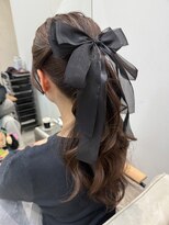 コース(co-th.) ポニーテール結婚式お呼ばれヘアアレンジ×小野ふゆり