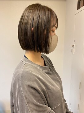 ニード(need) オリーブグレージュ