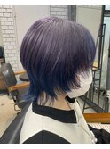 “2度楽しめる派手髪”ネイビーブルー