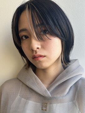 トリッカ 代官山(tricca) センターパート/インナーカラー/ハイライト/ケアブリーチ