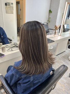 ブレンド 渋谷(BLend) グレージュマチルダボブインナーグレージュ 前髪ハイライト