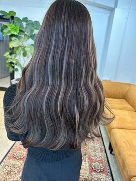 メリー オオサカ(Merly Osaka) ash brown highlight