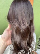 コンフィ(Comfy) スモーキーブラウン×ロング巻髪×20代30代40代