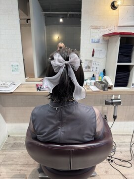 コワファースト長崎シャンプーボーイ 2nd(COIFF1RST 長崎 SHAMPOO BOY) お呼ばれアレンジ ハーフアップアレンジ