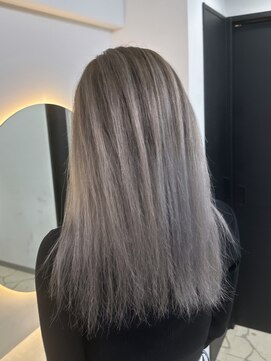 ラピス 福岡天神店(Lapis) やまでぃーハイトーンブリーチ&ダブルカラーエクステ髪質改善