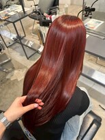 フォト 新宿三丁目(foto)&nbsp;ブリーチなし！艶めくチェリーレッドのロングヘア