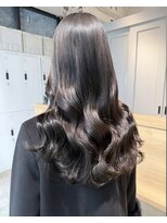 シェノン 奈良橿原店(CHAINON) 落ち着きとツヤ感が際立つ、ダークブラウンカラー