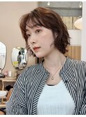 ショートボブパーマココアベージュオリーブグレークラゲヘア