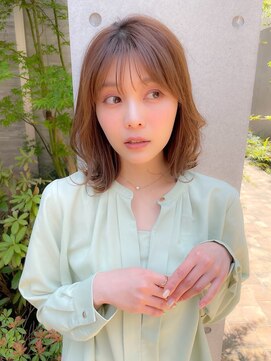 ロビー(LOBBY) 『LOBBY』三浦　くびれレイヤー前髪ありイメチェンこなれミディ