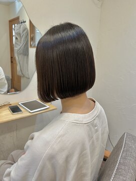 アールプラス 湘南台(R+) 【sara】ミニボブ/ ツヤボブ/コンパクトボブ