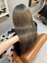 シークス(SYKTH.)&nbsp;greige
