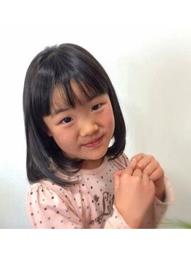 アクロヘアルーム(acro hair room) かわいい女の子ヘアー