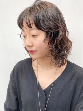 リビング 津田沼(LIVING) マッシュ/くびれヘア/ビタミンカラー/艶ボルドー[津田沼駅]