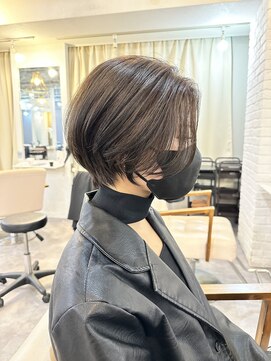 トッカ ヘアアンドトリートメント 難波店 大人可愛い30代40代50代◎大人ナチュラルレイヤーショートボブ