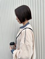 スロウ(slow)&nbsp;切りっぱなしボブ