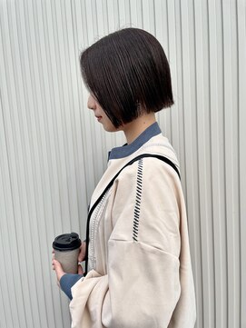 スロウ(slow) 切りっぱなしボブ