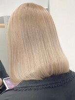 ウィコ 新宿(WICO)&nbsp;ホワイトミルクティー[新宿駅/チョコレート/ダブルカラー]