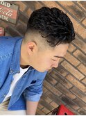 リバースパーマ　メンズパーマ　フェードカット
