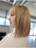 ブロンドヘアー