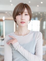 20代30代大人かわいい似合わせカットショートグレージュカラー