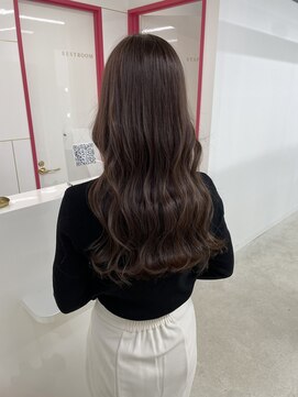 ジーナ  札幌大通(Zina) 艶々ラベージュカラー