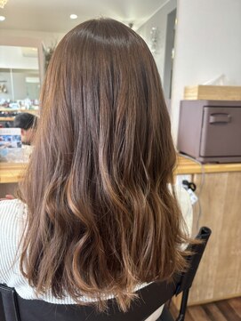 アグー(Aguu) アッシュベージュ