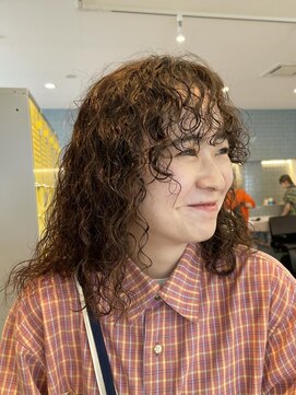 ナループロア ハチ(Nalu pu loa hachi) ハードパーマ/くるくるパーマ/ボブパーマ/ドライパーマ