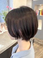 ヴィサージュバスク(VISAGE ba.s.k) 丸みショートボブ