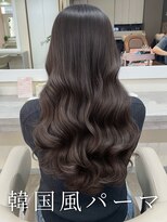 アミー 銀座(Ammy)&nbsp;韓国風パーマ/レイヤーカット/コテ巻き風パーマ/髪質改善