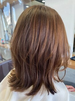 パーマハウスミナ(perm house MINA)の写真/〈ホッとできる空間で〉髪質改善×丁寧なケアで、“また通いたくなるサロン”を目指しています。