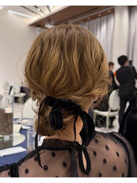 エトワールプラス ゆるふわシニヨン