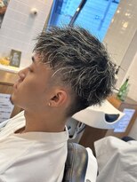 ゼロスバーバー(0's BARBER SHOP) 清潔感モテメンズ刈り上げマッシュショート大人カッコイイ