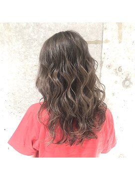 アヴァンスクロス あべのルシアス店(AVANCE.CROSS) ラフウェーブ×外国人風×デザインカラー