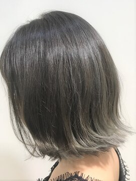 アズール 草加(azule) イルミナカラーのモード系3Dカラーミニマムボブ[草加/アズール]