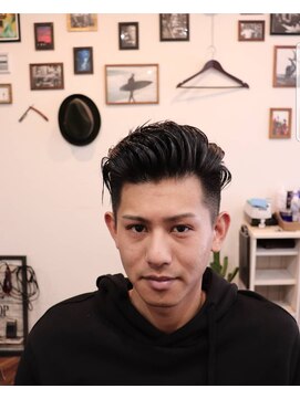 イーストサイドバーバーショップ(EAST SIDE BARBER SHOP) 外国人風ヘアスタイル