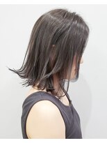 エイム ヘアメイク 横川店(eim HAIR MAKE) グレイアッシュがカッコいい☆シャープな切りっぱボブ