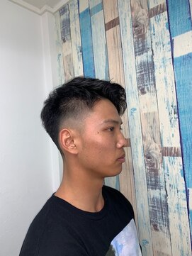 イスト(i s t) フェードカット