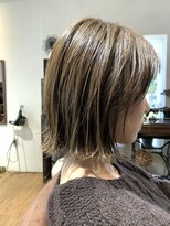 ボタニカ(Botanica)&nbsp;外ハネにちょこっとくびれヘア