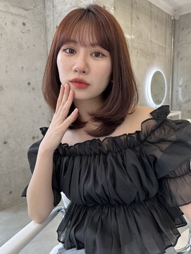 アイヴィ 表参道(IVY) 艶髪ピンクブラウンくびれヘア【肥田亜沙美】