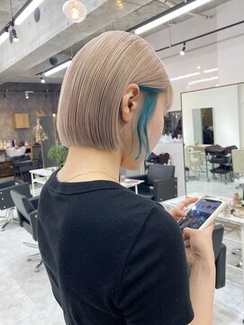 リル 溝の口(LiL) ハイトーンボブ×デザインカラー/溝の口/学割U24/レイヤーカット