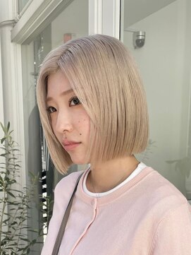 ニトバイアンキシム(nit by ahnkism) ボブミルクティーベージュブリーチダブルカラー堀江