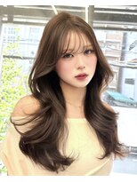 マウナケア(Maunacare)&nbsp;レイヤーカット／グレージュ