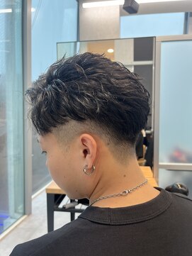 ジーナ 天神(Zina) ツイストフェード